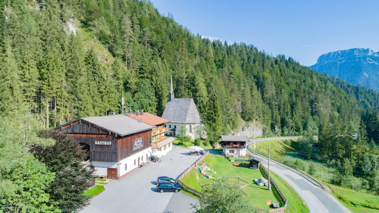 ホテル Gasthof St. Adolari ザンクト・ウルリッヒ・アム・ピラーゼー エクステリア 写真