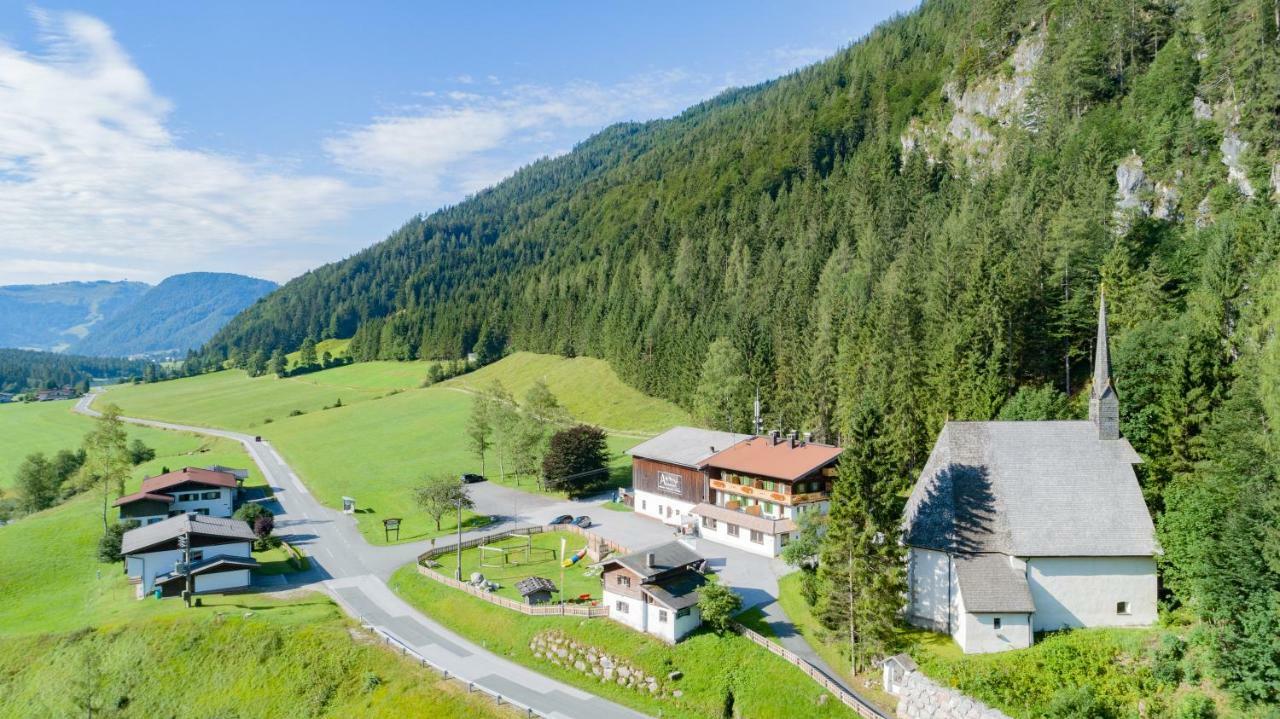 ホテル Gasthof St. Adolari ザンクト・ウルリッヒ・アム・ピラーゼー エクステリア 写真